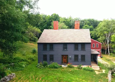 301 Tiffany Hill Rd, Weare, NH 03281