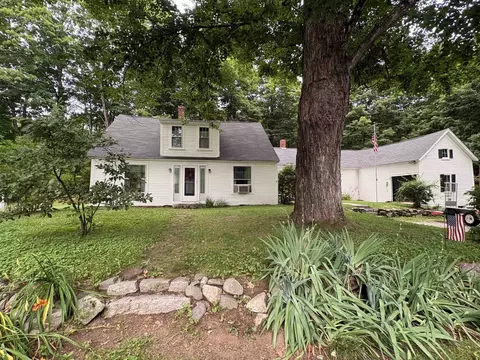 111 Barton Corner Rd, Hopkinton, NH 03229