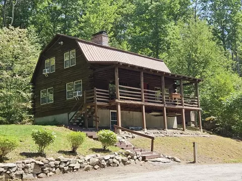 423 Old Walpole Rd, Keene, NH 03431