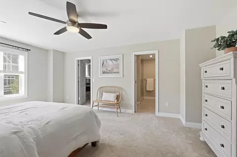 Bedroom - 8 Manor Dr #A, Hooksett, NH 03106 photo 2 of 6