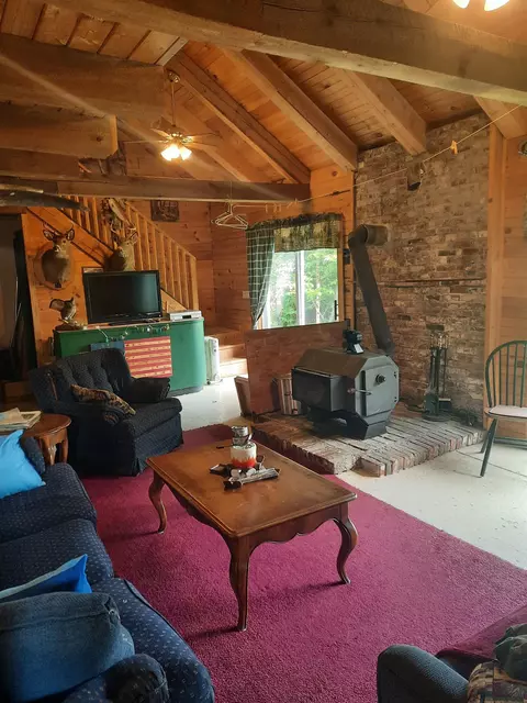 Living - 100 Mountain View Ln, Norton, VT 05907 photo 3 of 6