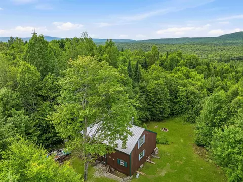 100 Mountain View Ln, Norton, VT 05907 photo 9
