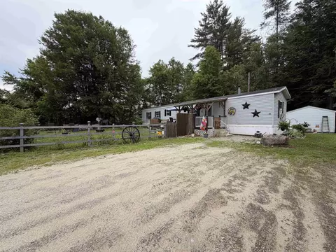 12 Wetherby Dr, Winchester, NH 03470