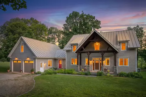 275 East St, Wallingford, VT 05773