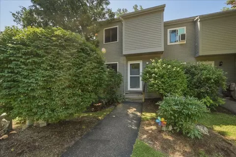 701 Dorset St #C12, South Burlington, VT 05403