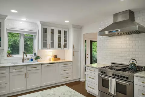 Kitchen - 8 W Gate Dr, Bow, NH 03304 photo 1 of 3
