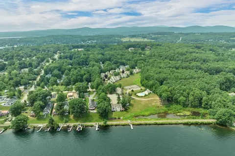 34 Kristen Dr, Laconia, NH 03246