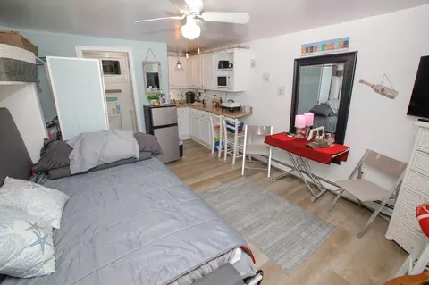 Bedroom - 541 Ocean Blvd #11, Hampton, NH 03842 photo 2 of 3