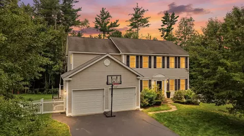 9 Grapevine Rd, Merrimack, NH 03054