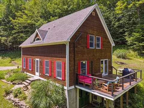 167 Limey Ln, Pomfret, VT 05053