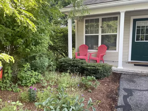 19 Marion Ave, Essex Junction, VT 05452