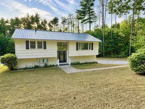 12 Hethlon Rd, Canterbury, NH 03224