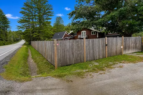 Exterior - 190 Route 11 UNIT 2, Peru, VT 05152 photo 11 of 13
