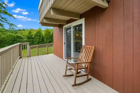 Exterior - 190 Route 11 UNIT 2, Peru, VT 05152 photo 8 of 13