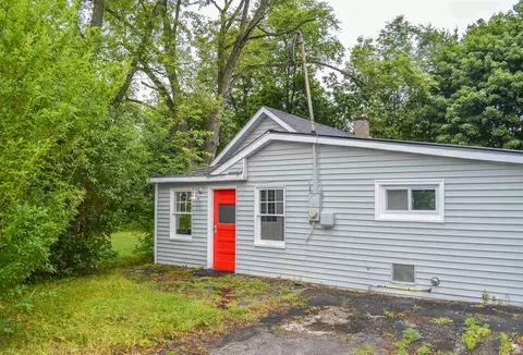 12 Second St, Claremont, NH 03743
