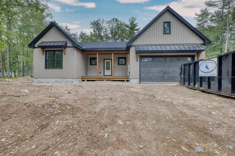 10 Winchester Ln, Tuftonboro, NH 03850