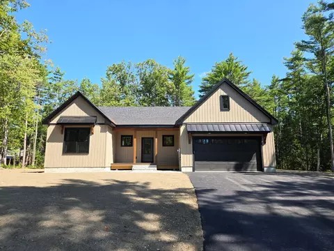 10 Winchester Ln, Tuftonboro, NH 03850