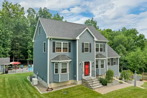 Exterior - 95 Olde Bridge Ln, Epping, NH 03042 photo 2 of 14