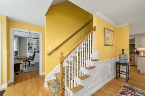 Entry Way - 95 Olde Bridge Ln, Epping, NH 03042 photo 4 of 4