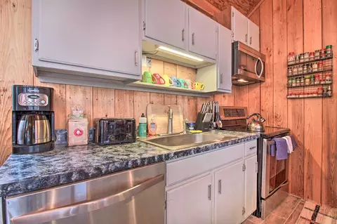 Kitchen - 106 Upper Loop, Ludlow, VT 05149 photo 2 of 2