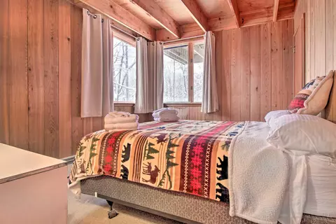 Bedroom - 106 Upper Loop, Ludlow, VT 05149 photo 1 of 10