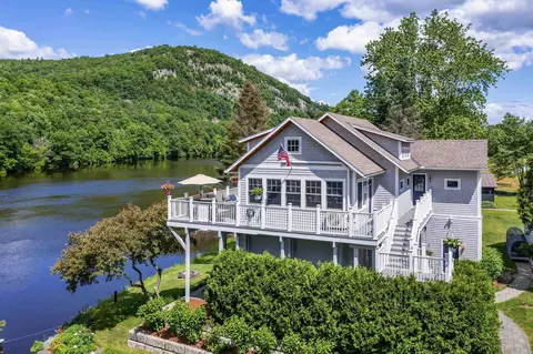 31 37 River Cottage Ln, Orford, NH 03777