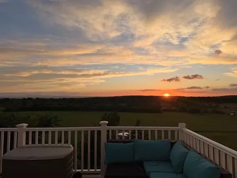 126 Wilder Dr, Georgia, VT 05478