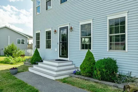 126 Wilder Dr, Georgia, VT 05478