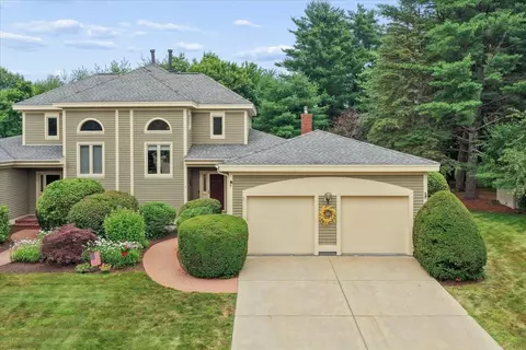 5 Pebble Beach Dr, Bedford, NH 03110