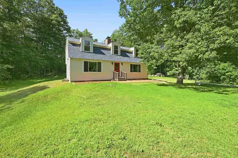 48 Turner Hill Rd, Antrim, NH 03440