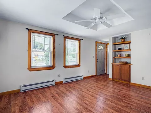 Living - 29 Haven Ln, Exeter, NH 03833 photo 1 of 3