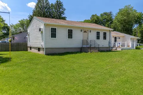 Exterior - 29 Haven Ln, Exeter, NH 03833 photo 8 of 8