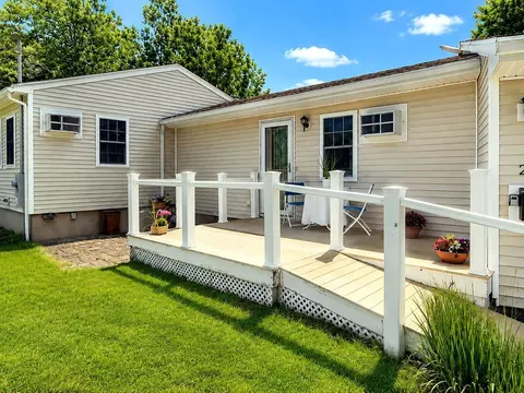 Exterior - 29 Haven Ln, Exeter, NH 03833 photo 5 of 8