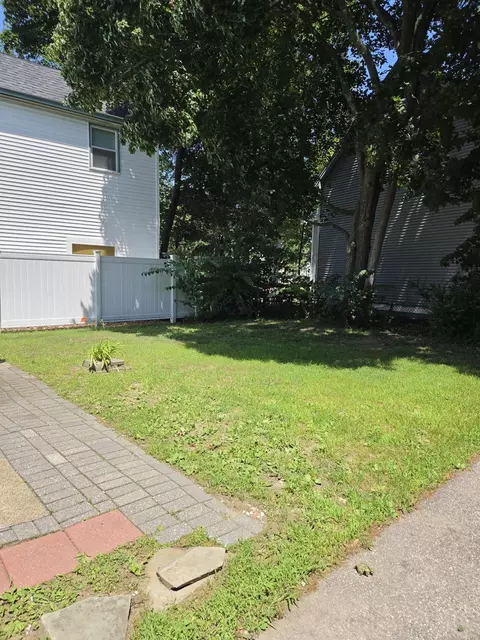 Exterior - 161 Front St, Exeter, NH 03833 photo 8 of 8
