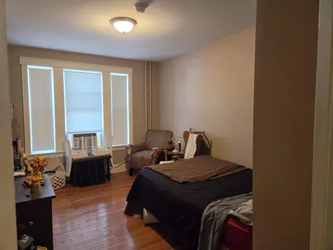 Bedroom - 161 Front St, Exeter, NH 03833 photo 3 of 4