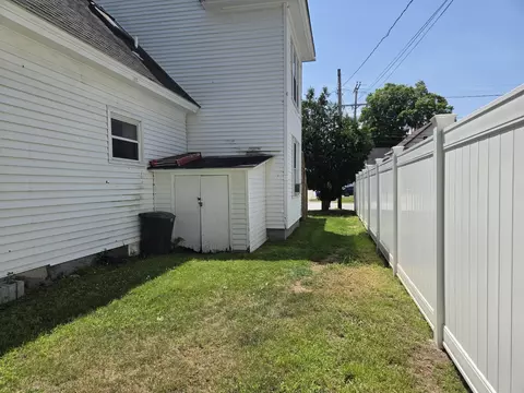 Exterior - 161 Front St, Exeter, NH 03833 photo 6 of 8