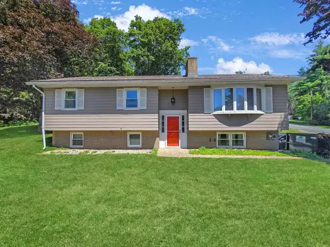 Exterior - 6 Juniper Hill Rd, Springfield, VT 05156 photo 3 of 14