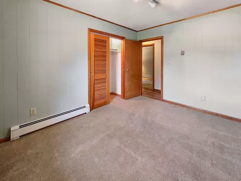 Bedroom - 6 Juniper Hill Rd, Springfield, VT 05156 photo 3 of 10
