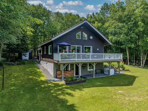 612 Sugar Hill Rd, Easton, NH 03580