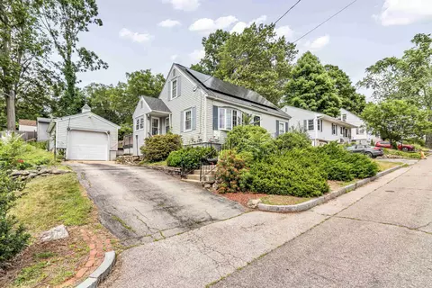 354 Seames Dr, Manchester, NH 03103