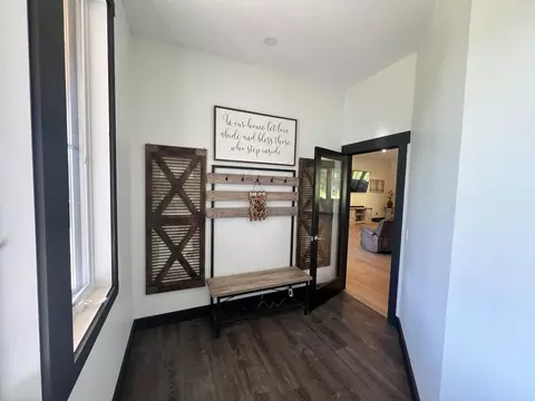 Entry Way - 791 Journey End, Mendon, VT 05701 photo 2 of 4