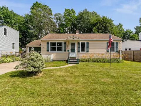 149 Woodlawn Rd, Burlington, VT 05408