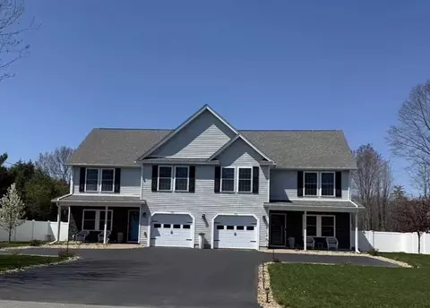 81 B Foggs Ln, Seabrook, NH 03874