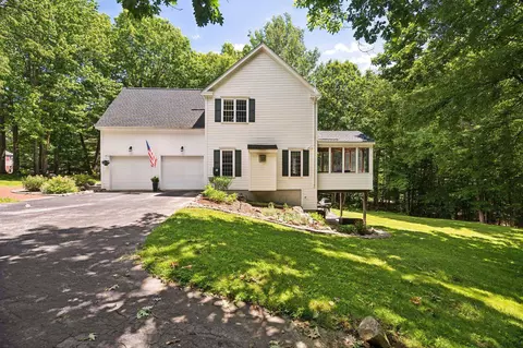 Exterior - 14 Whittier Dr, Bow, NH 03304 photo 5 of 10
