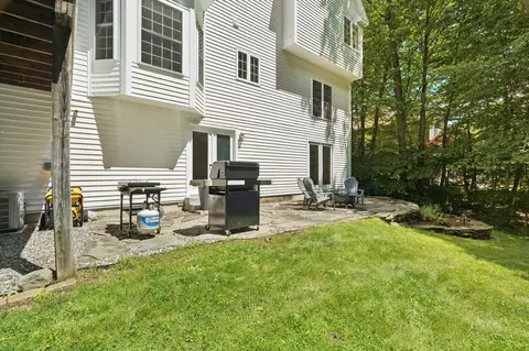 Exterior - 14 Whittier Dr, Bow, NH 03304 photo 8 of 10