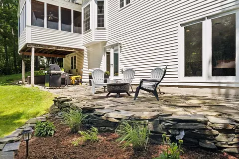 Exterior - 14 Whittier Dr, Bow, NH 03304 photo 8 of 9