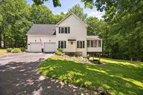 Exterior - 14 Whittier Dr, Bow, NH 03304 photo 4 of 9