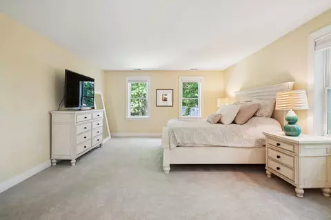 Bedroom - 14 Whittier Dr, Bow, NH 03304 photo 4 of 4