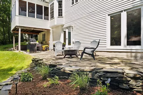 Exterior - 14 Whittier Dr, Bow, NH 03304 photo 9 of 10