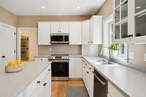Kitchen - 14 Whittier Dr, Bow, NH 03304 photo 1 of 3